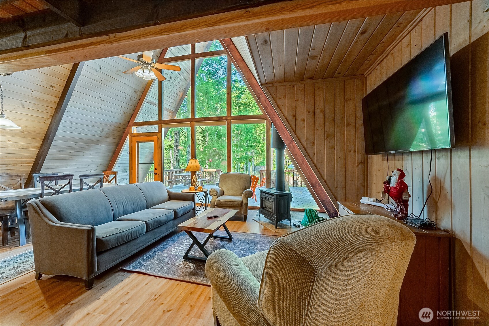 171 Timberline Drive , Packwood, WA 98361