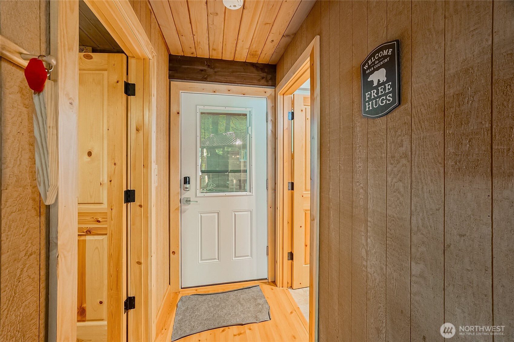 171 Timberline Drive , Packwood, WA 98361