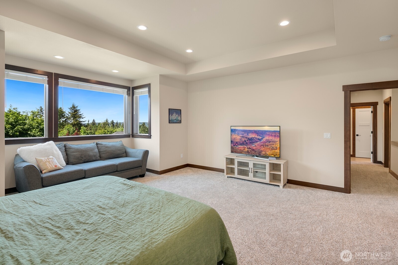 1048 Malvern Hills Drive , Camano Island, WA 98282