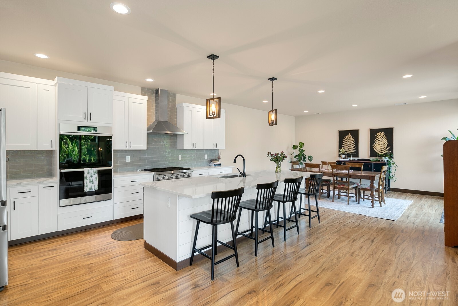 1048 Malvern Hills Drive , Camano Island, WA 98282