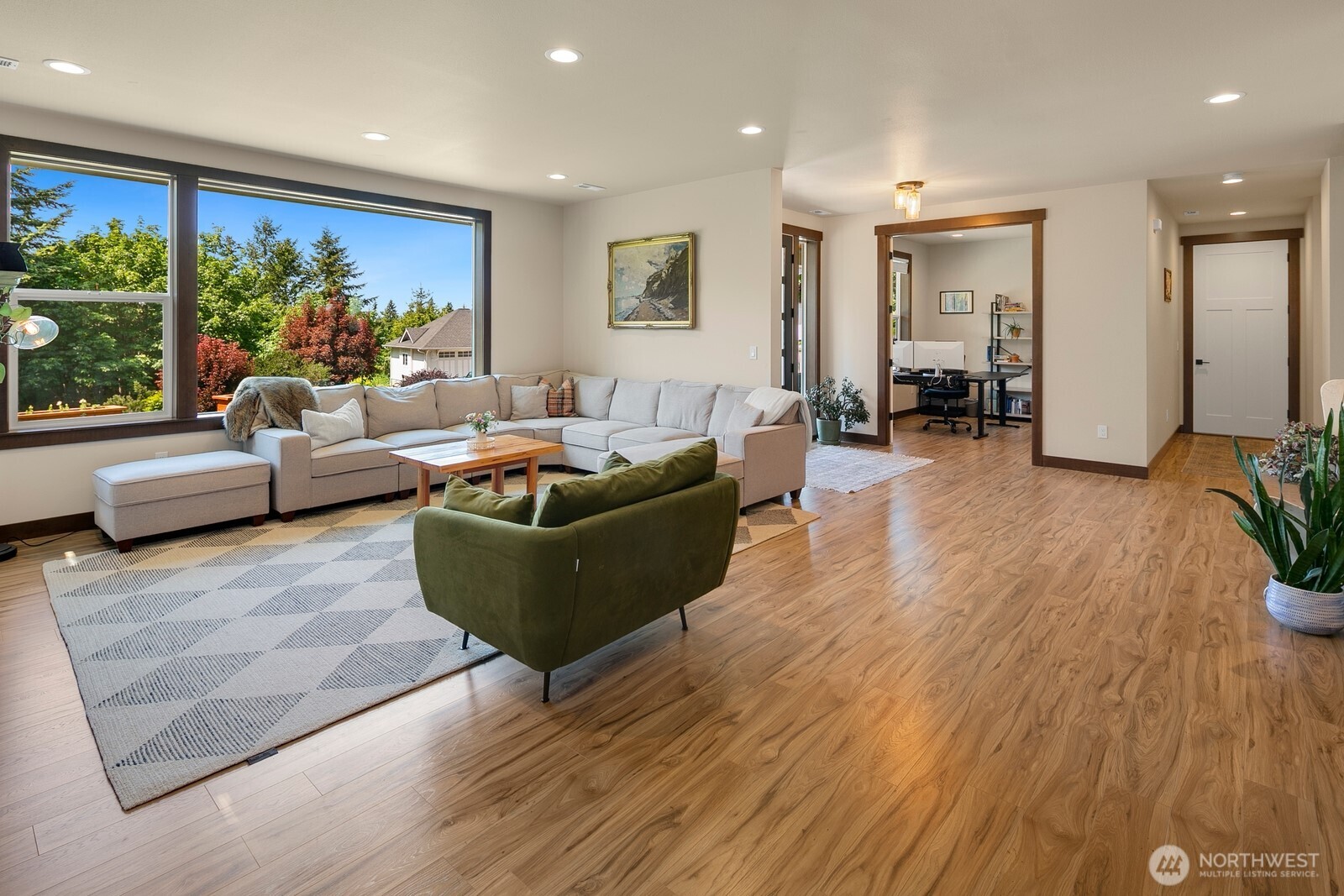 1048 Malvern Hills Drive , Camano Island, WA 98282