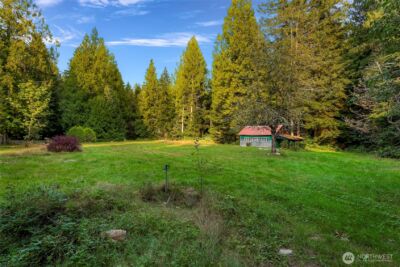 6801 South Pass Rd. , Maple Falls, WA 98266