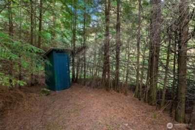 6801 South Pass Rd. , Maple Falls, WA 98266 - Photo 5