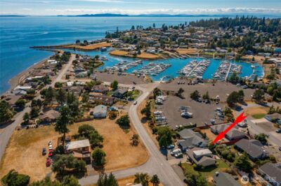 8085 Cowichan Road , Blaine, WA 98230