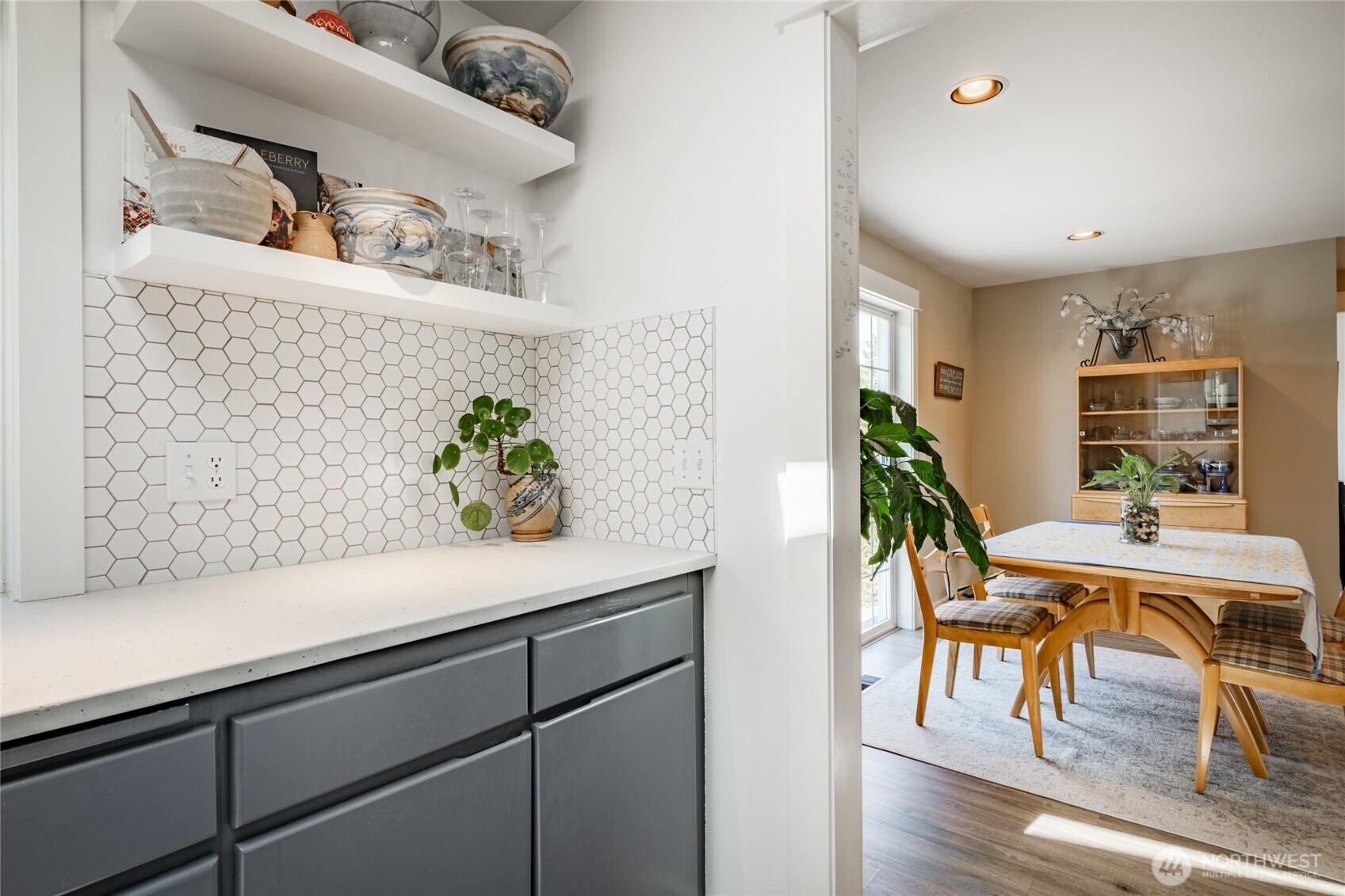 8085 Cowichan Road , Blaine, WA 98230