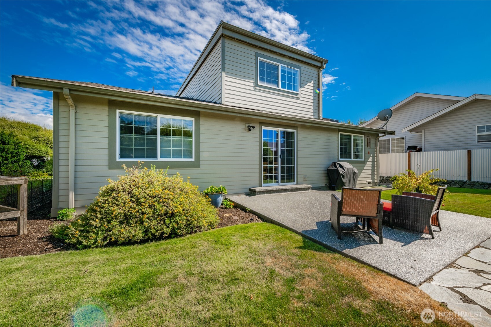 8085 Cowichan Road , Blaine, WA 98230