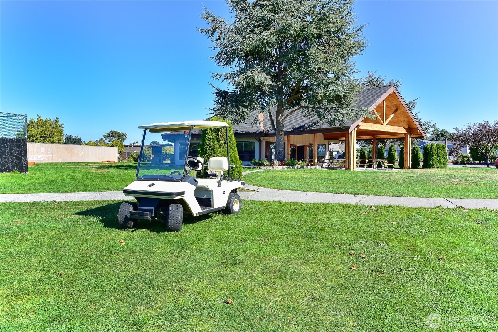 8085 Cowichan Road , Blaine, WA 98230