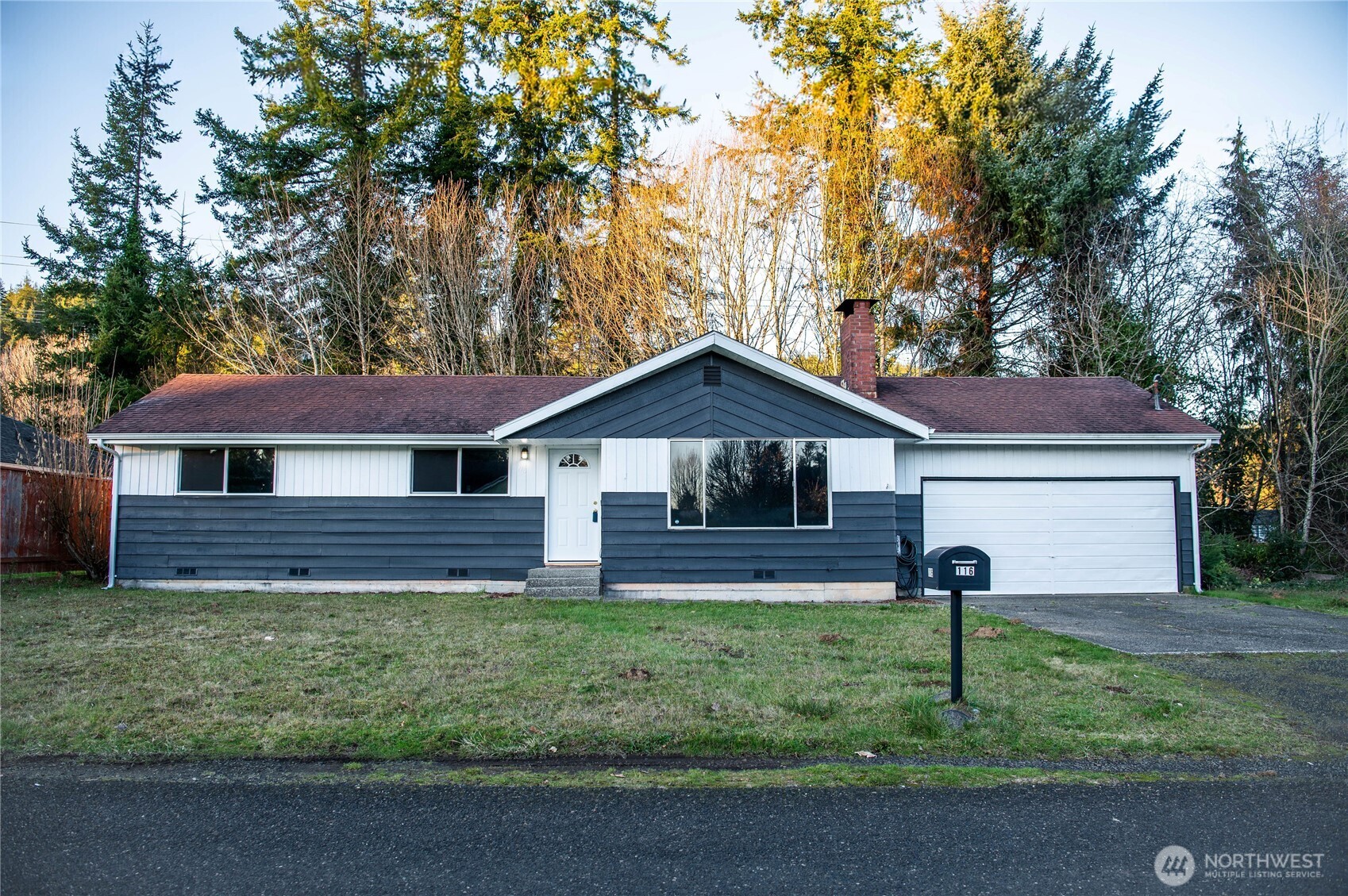 116 Old Hill Road , Aberdeen, WA 98520
