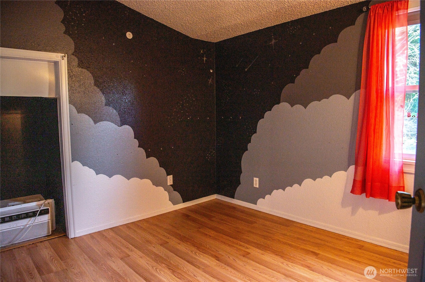 6720 Central Park Drive , Aberdeen, WA 98520