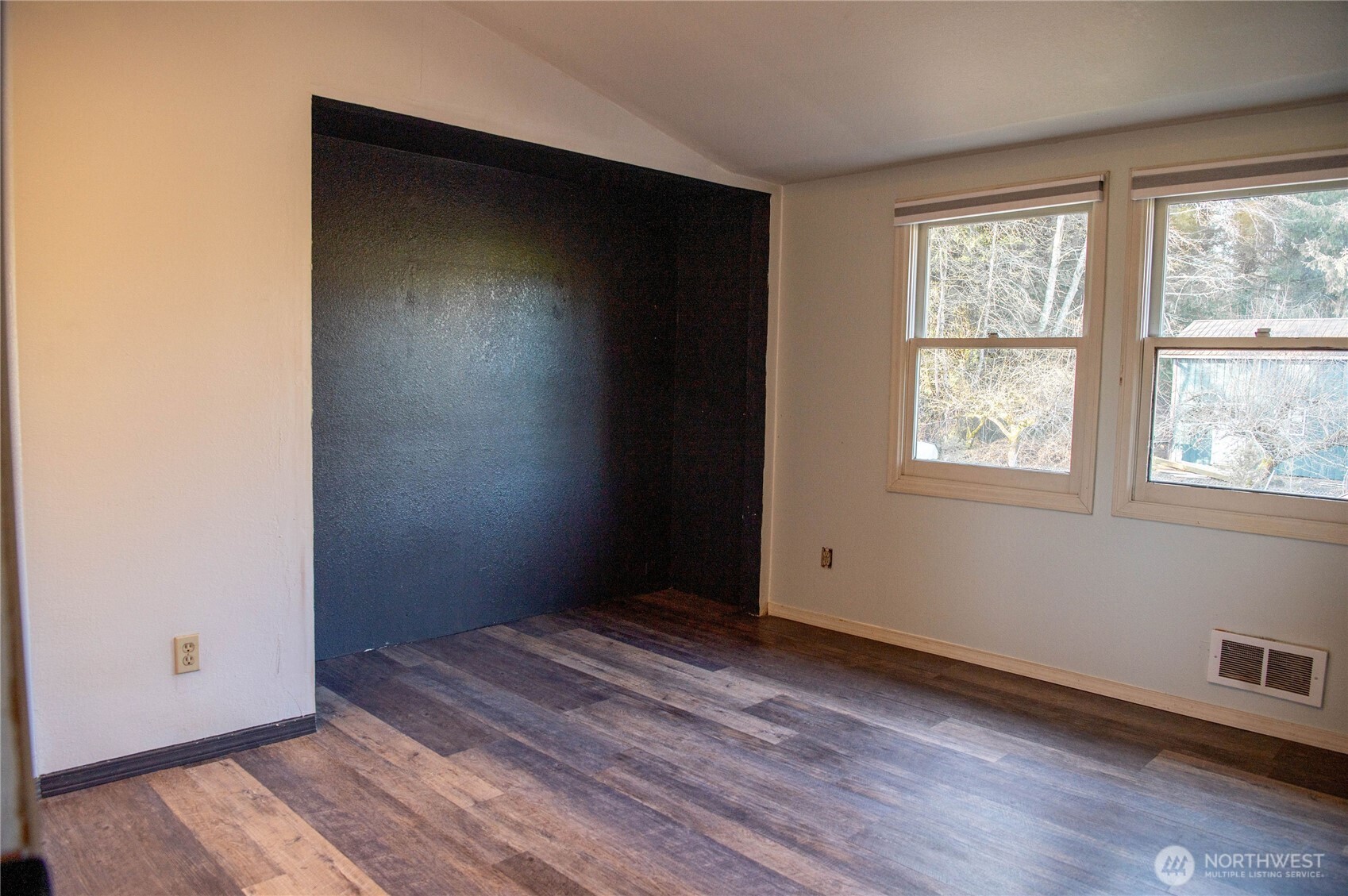 6720 Central Park Drive , Aberdeen, WA 98520