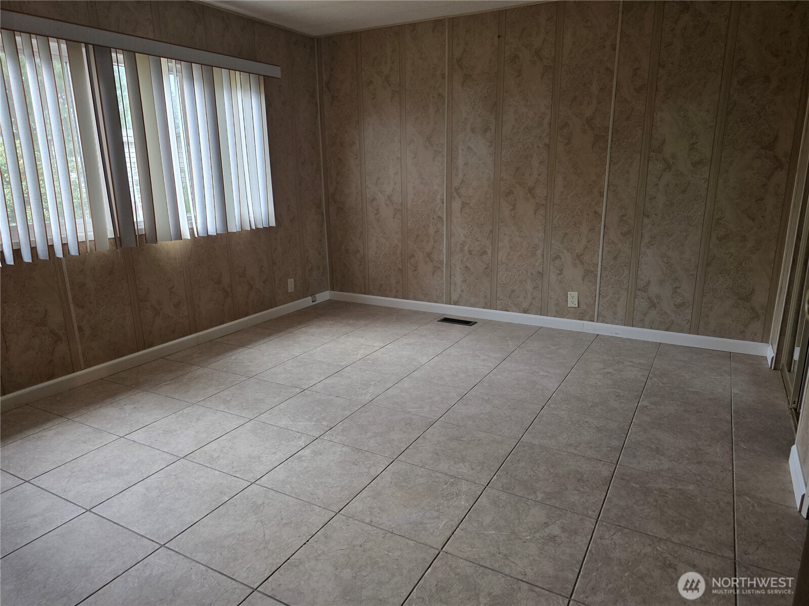 620 112th Street SE #323, Everett, WA 98208