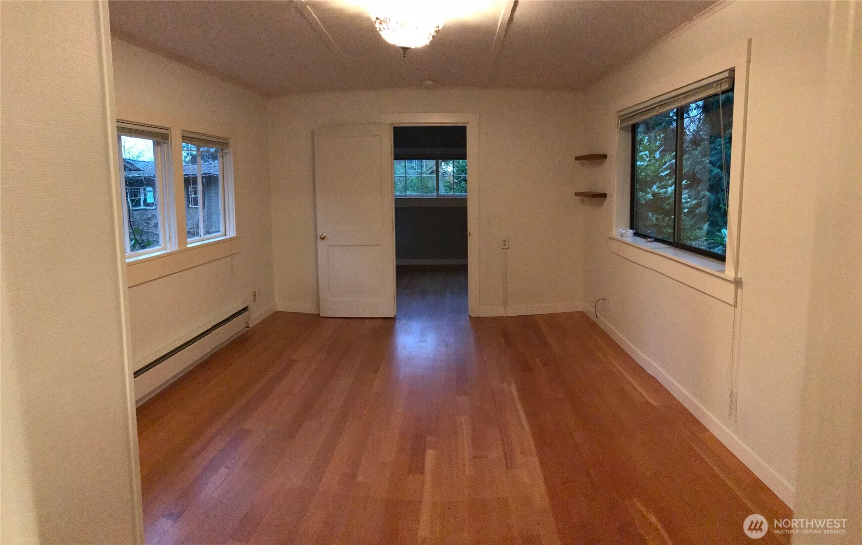 9380 Ferncliff Avenue NE, Bainbridge Island, WA 98110