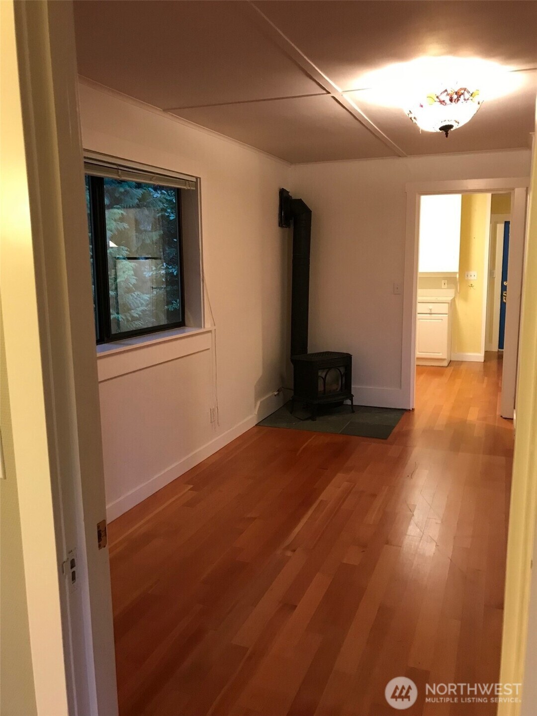9380 Ferncliff Avenue NE, Bainbridge Island, WA 98110