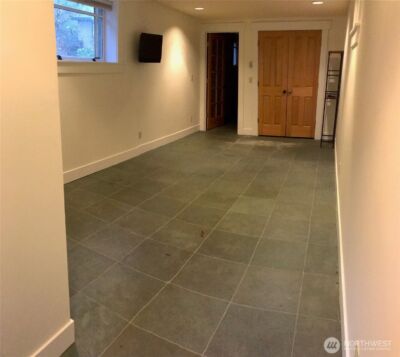 9380 Ferncliff Avenue NE, Bainbridge Island, WA 98110 - Photo 26