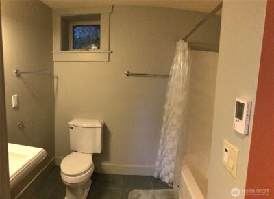 9380 Ferncliff Avenue NE, Bainbridge Island, WA 98110 - Photo 27