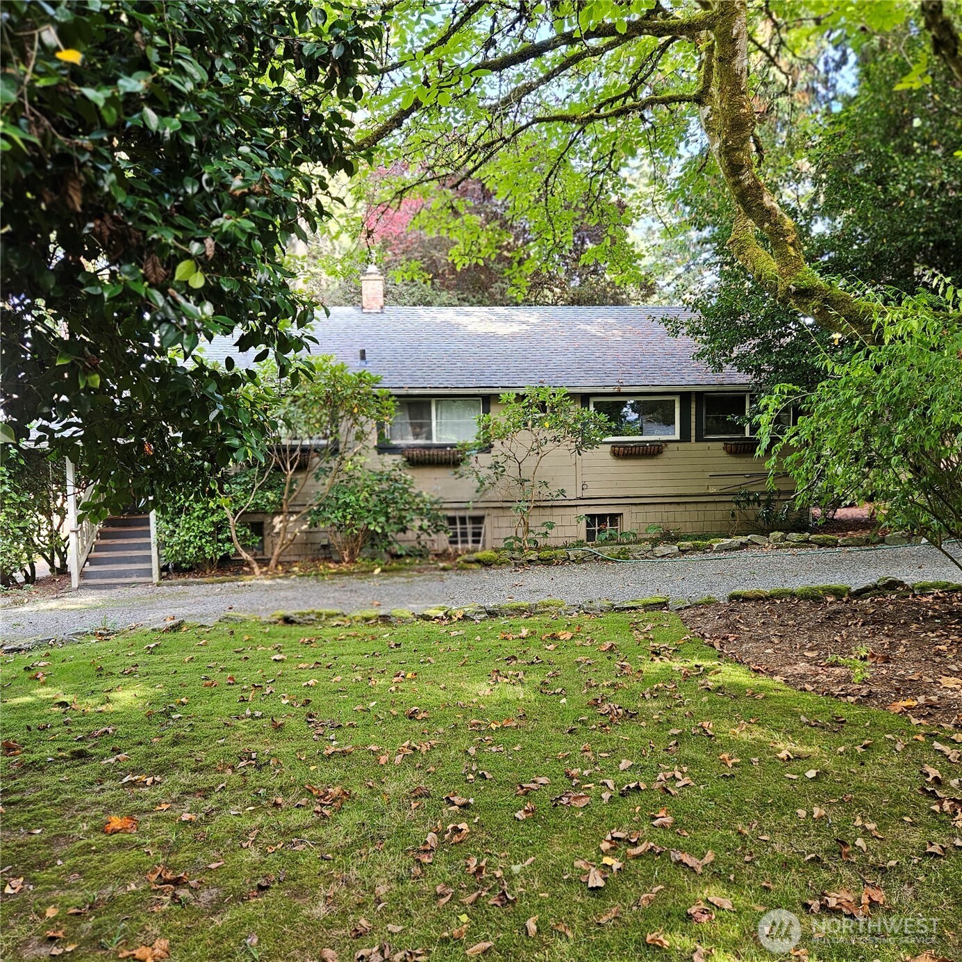 9380 Ferncliff Avenue NE, Bainbridge Island, WA 98110