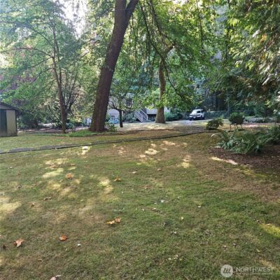 9380 Ferncliff Avenue NE, Bainbridge Island, WA 98110 - Photo 33