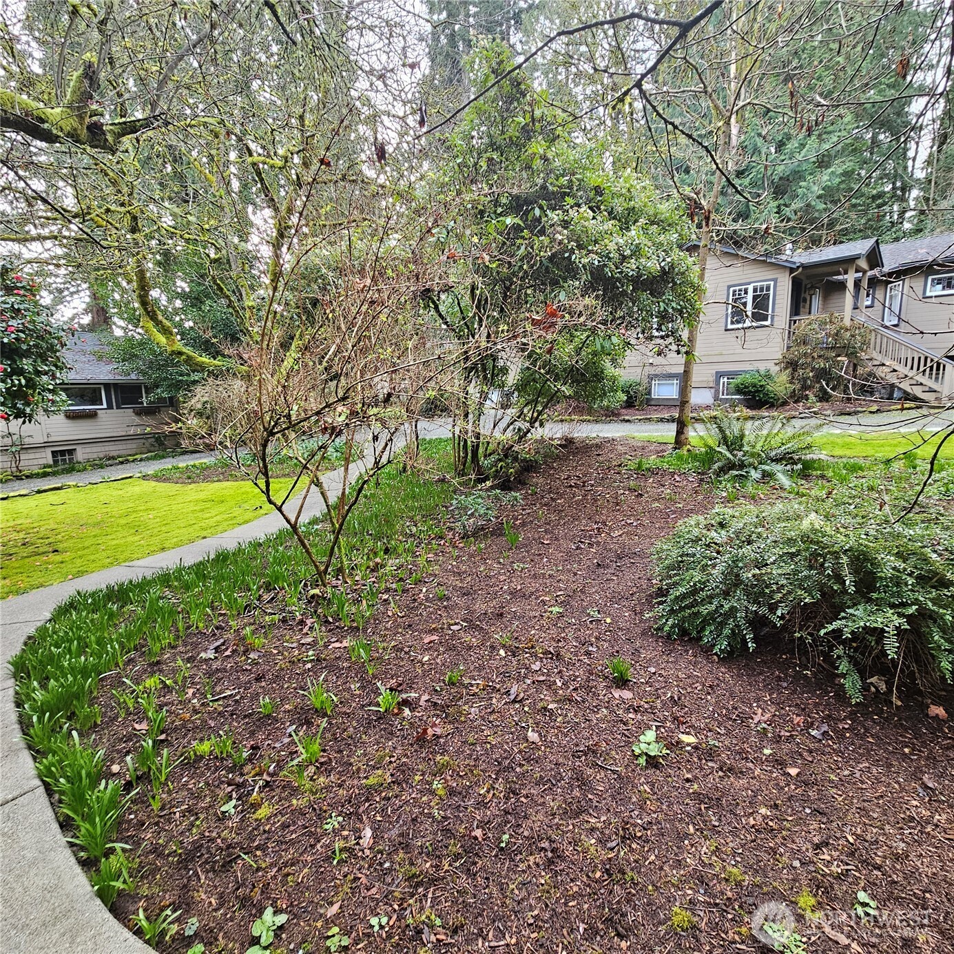 9380 Ferncliff Avenue NE, Bainbridge Island, WA 98110