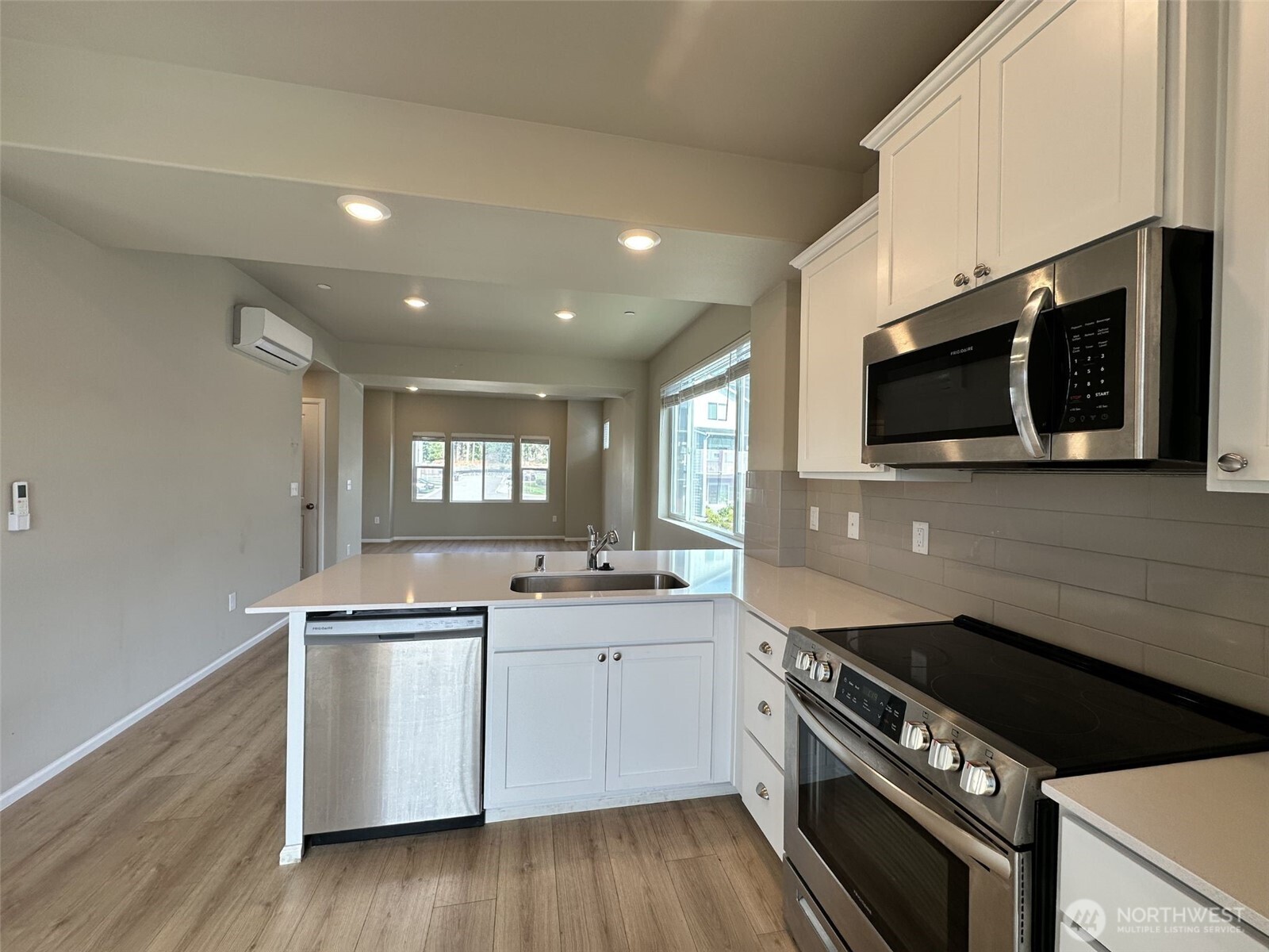 17541 110th Ave E #A, Puyallup, WA 98374