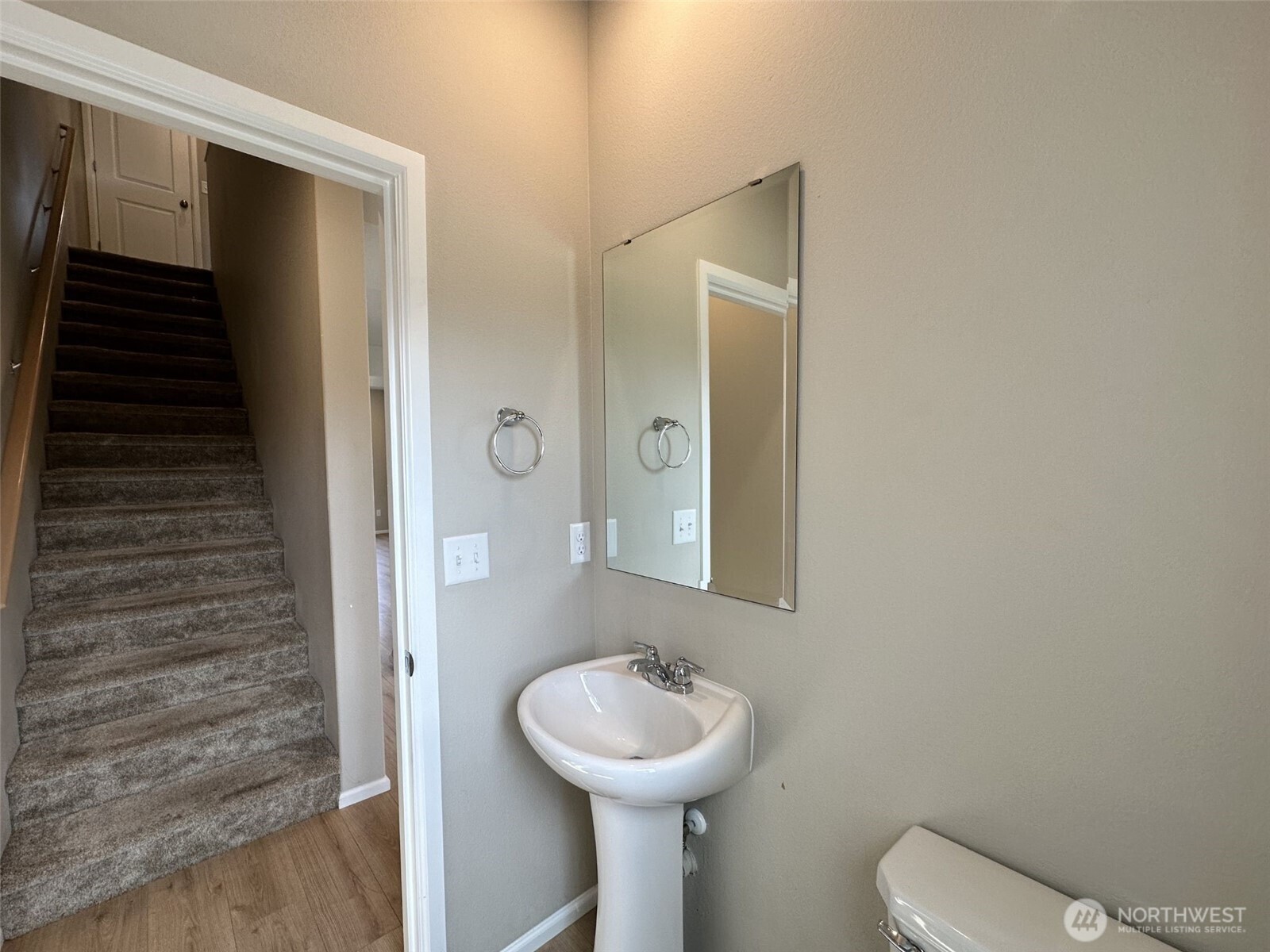 17541 110th Ave E #A, Puyallup, WA 98374