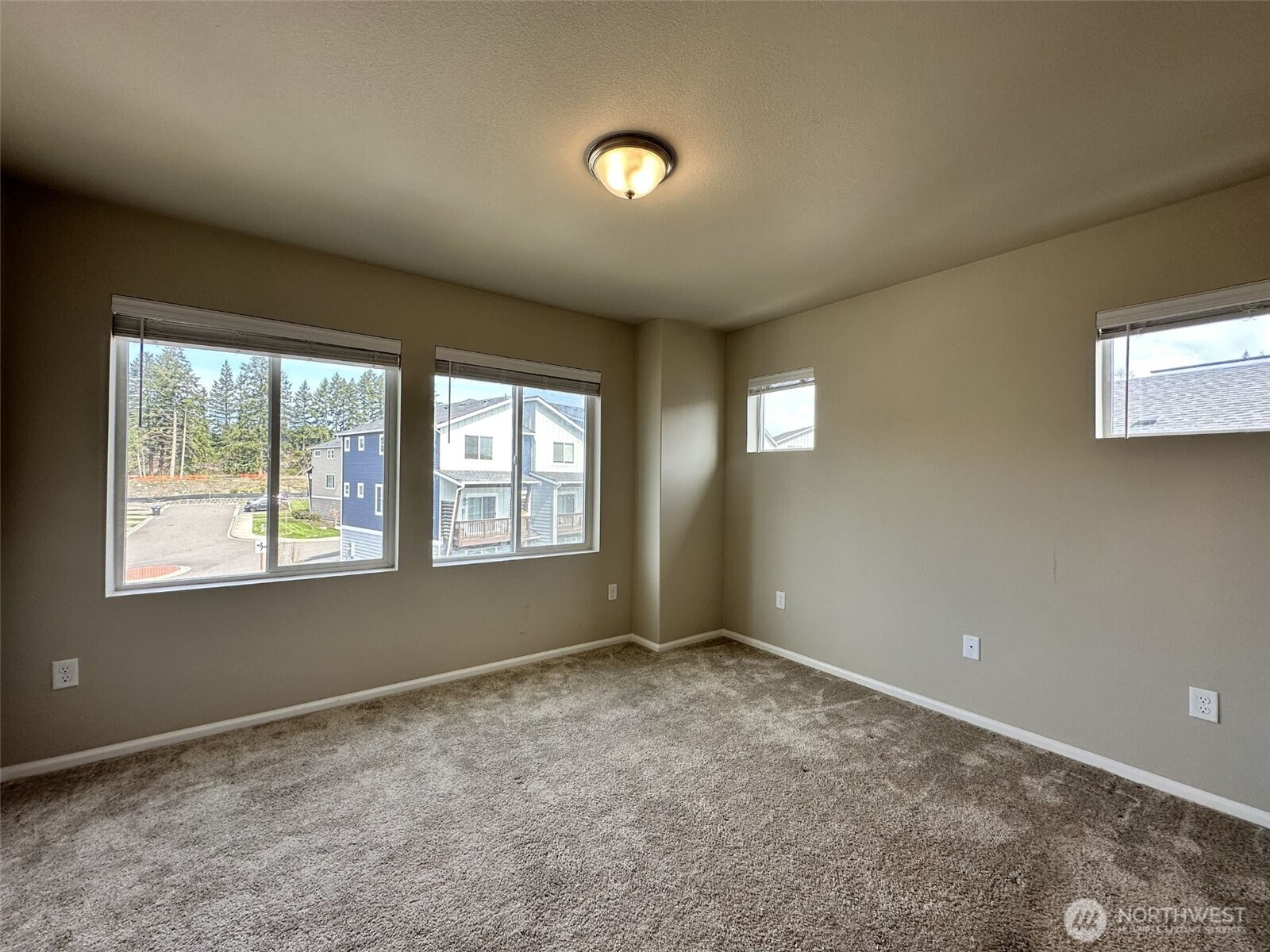 17541 110th Ave E #A, Puyallup, WA 98374