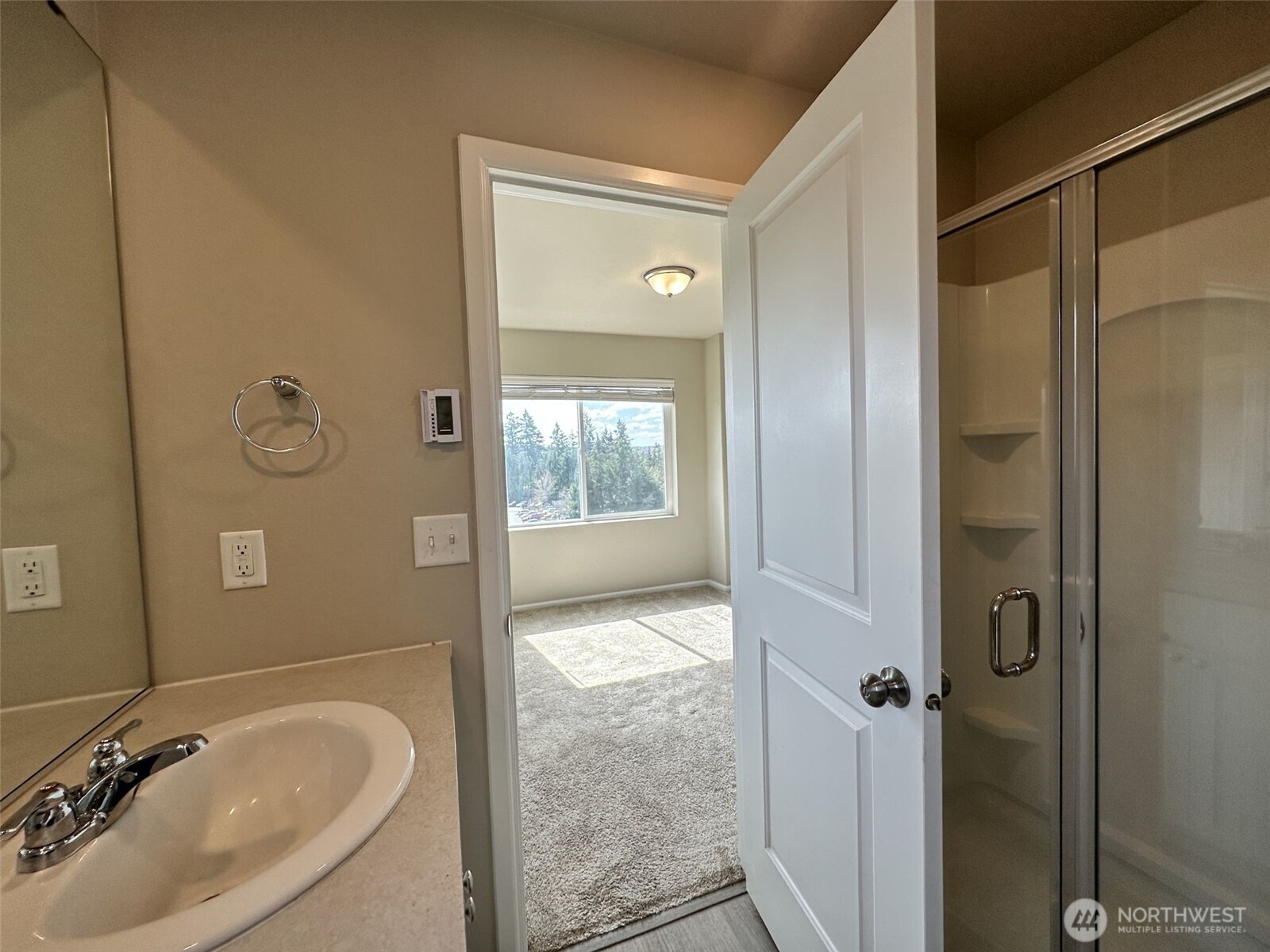 17541 110th Ave E #A, Puyallup, WA 98374