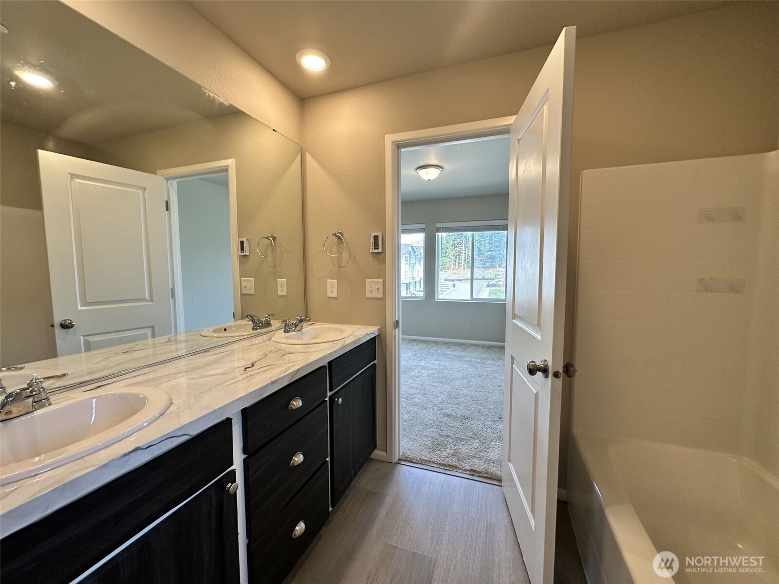 17541 110th Ave E #A, Puyallup, WA 98374