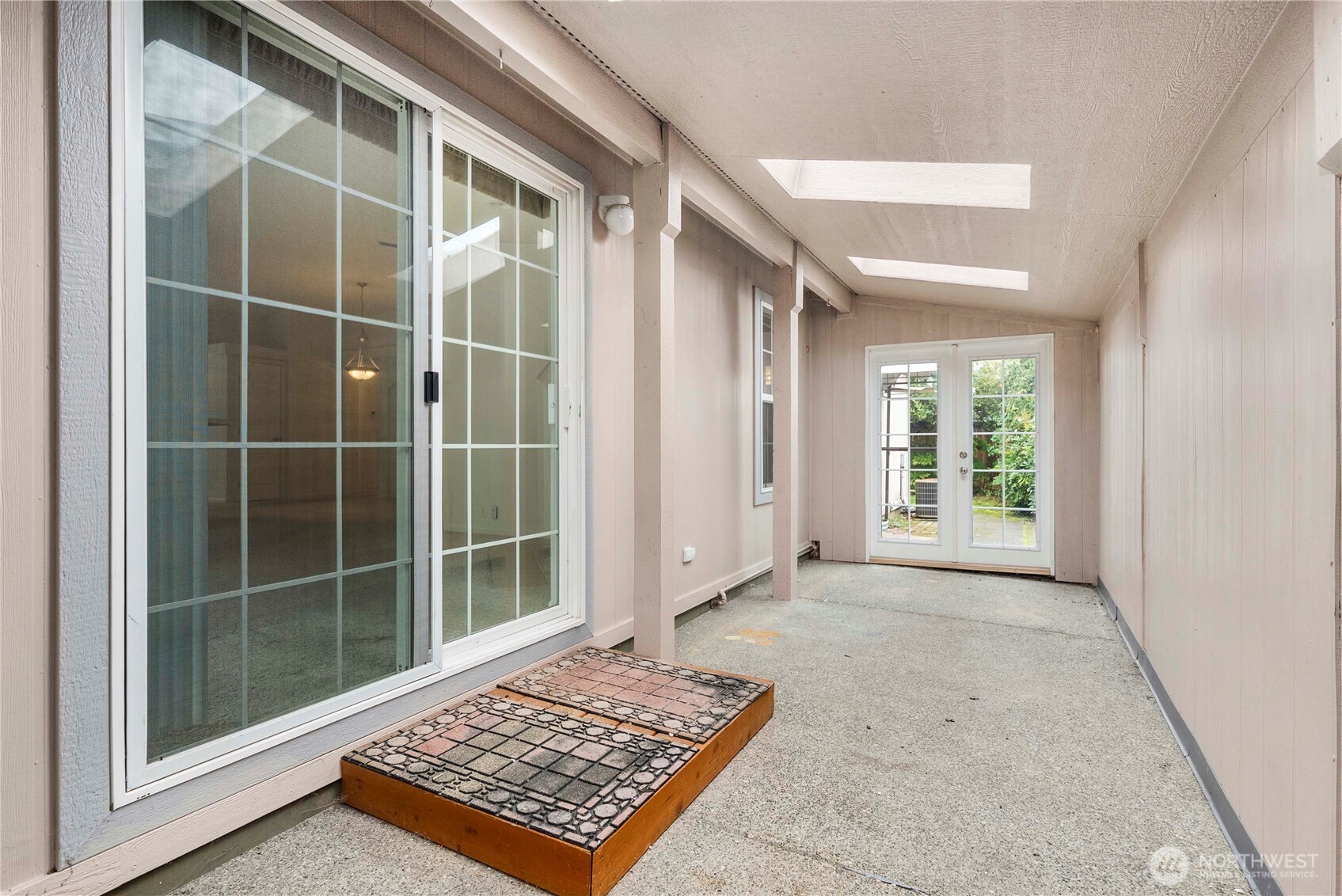 9806 196th Street E, Graham, WA 98338