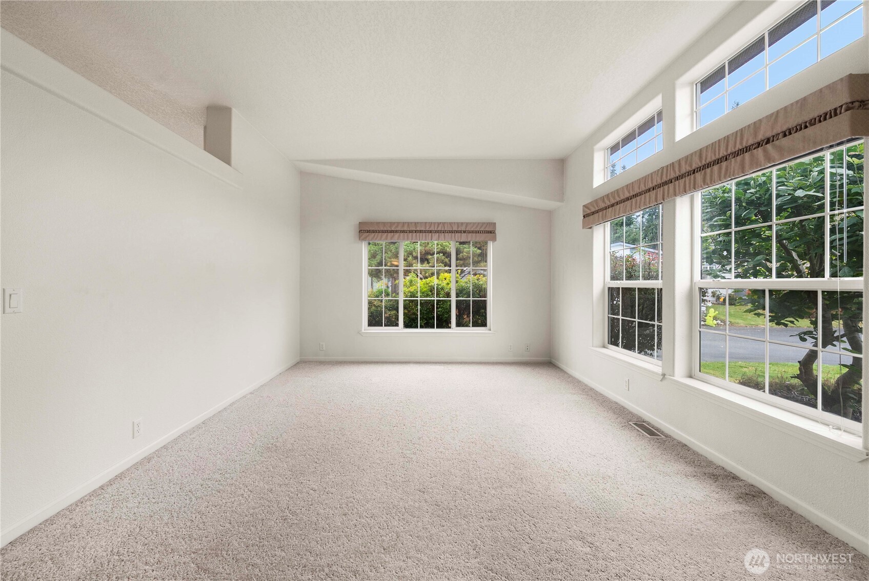 9806 196th Street E, Graham, WA 98338