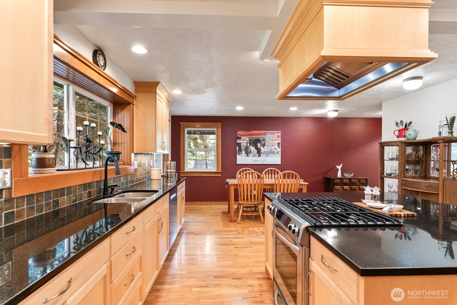 11451 O Avenue , Anacortes, WA 98221