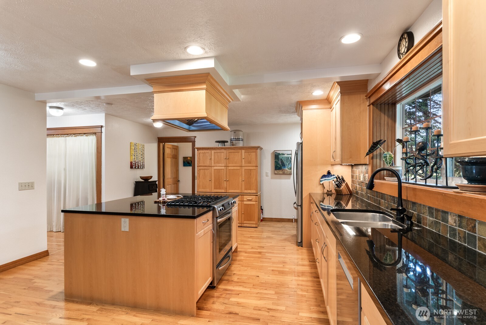 11451 O Avenue , Anacortes, WA 98221