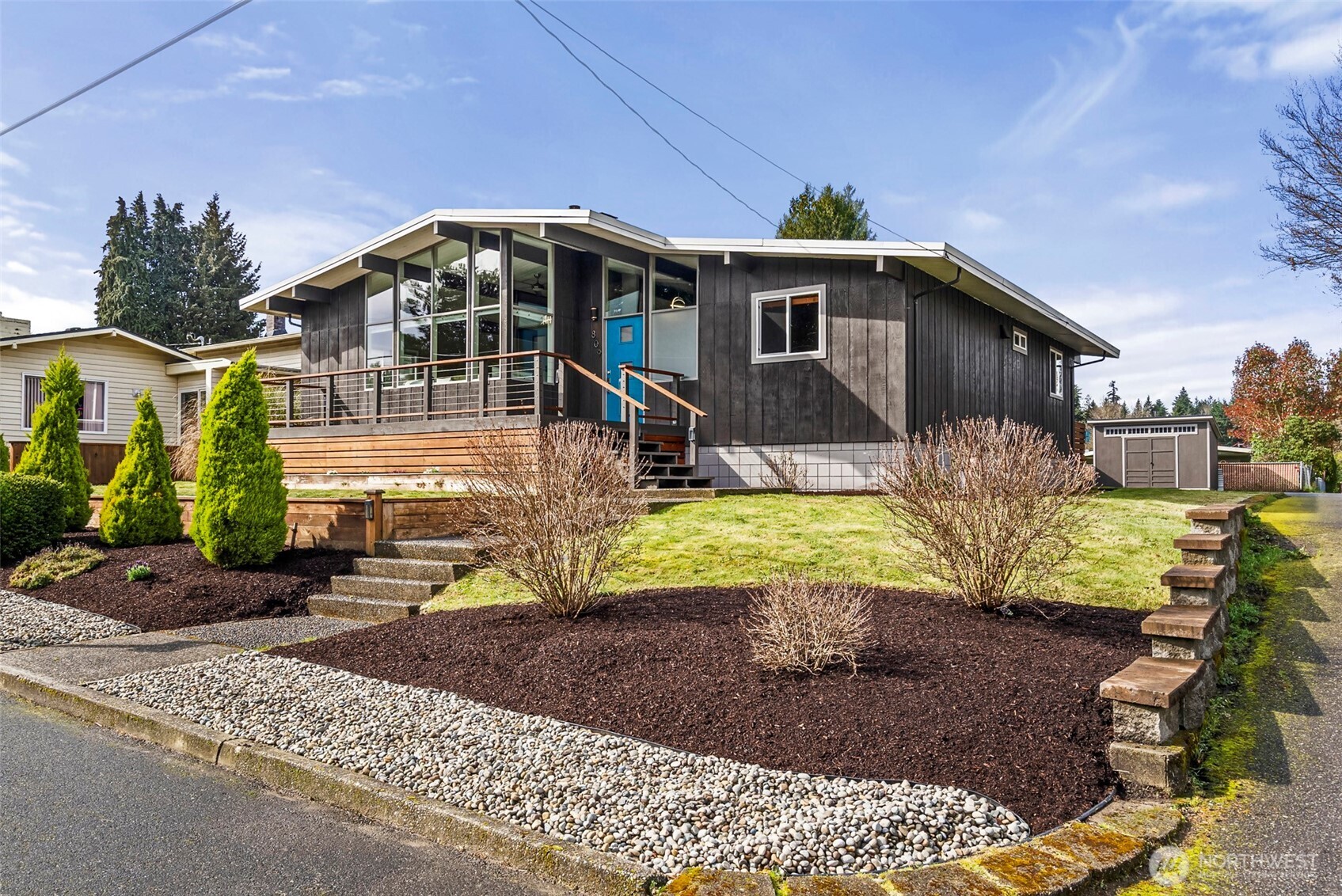 809 N 6th Avenue SW, Tumwater, WA 98512