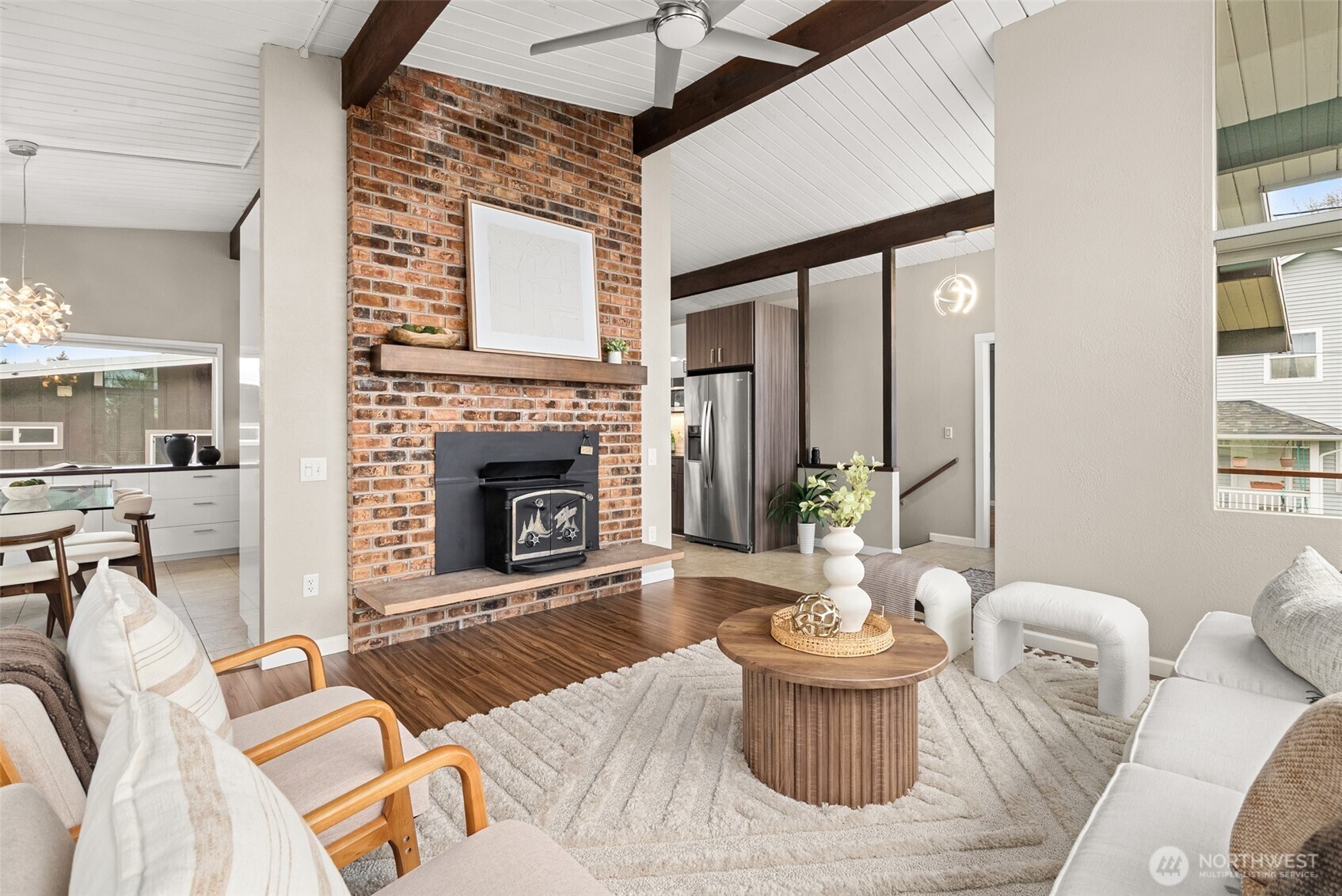 809 N 6th Avenue SW, Tumwater, WA 98512