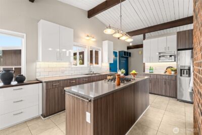 809 N 6th Avenue SW, Tumwater, WA 98512 - Photo 14