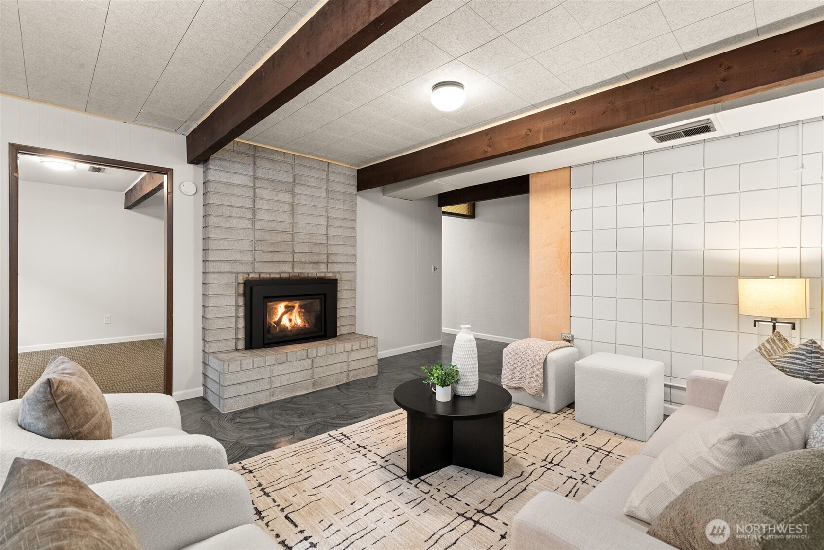 809 N 6th Avenue SW, Tumwater, WA 98512