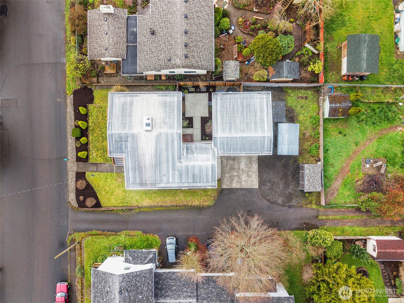 809 N 6th Avenue SW, Tumwater, WA 98512