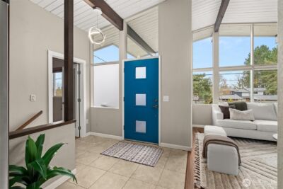 809 N 6th Avenue SW, Tumwater, WA 98512 - Photo 7