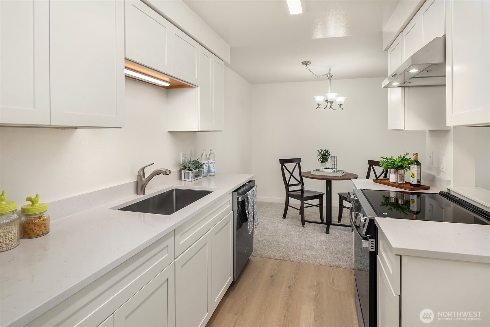 11008 NE 68th Street #716, Kirkland, WA 98033