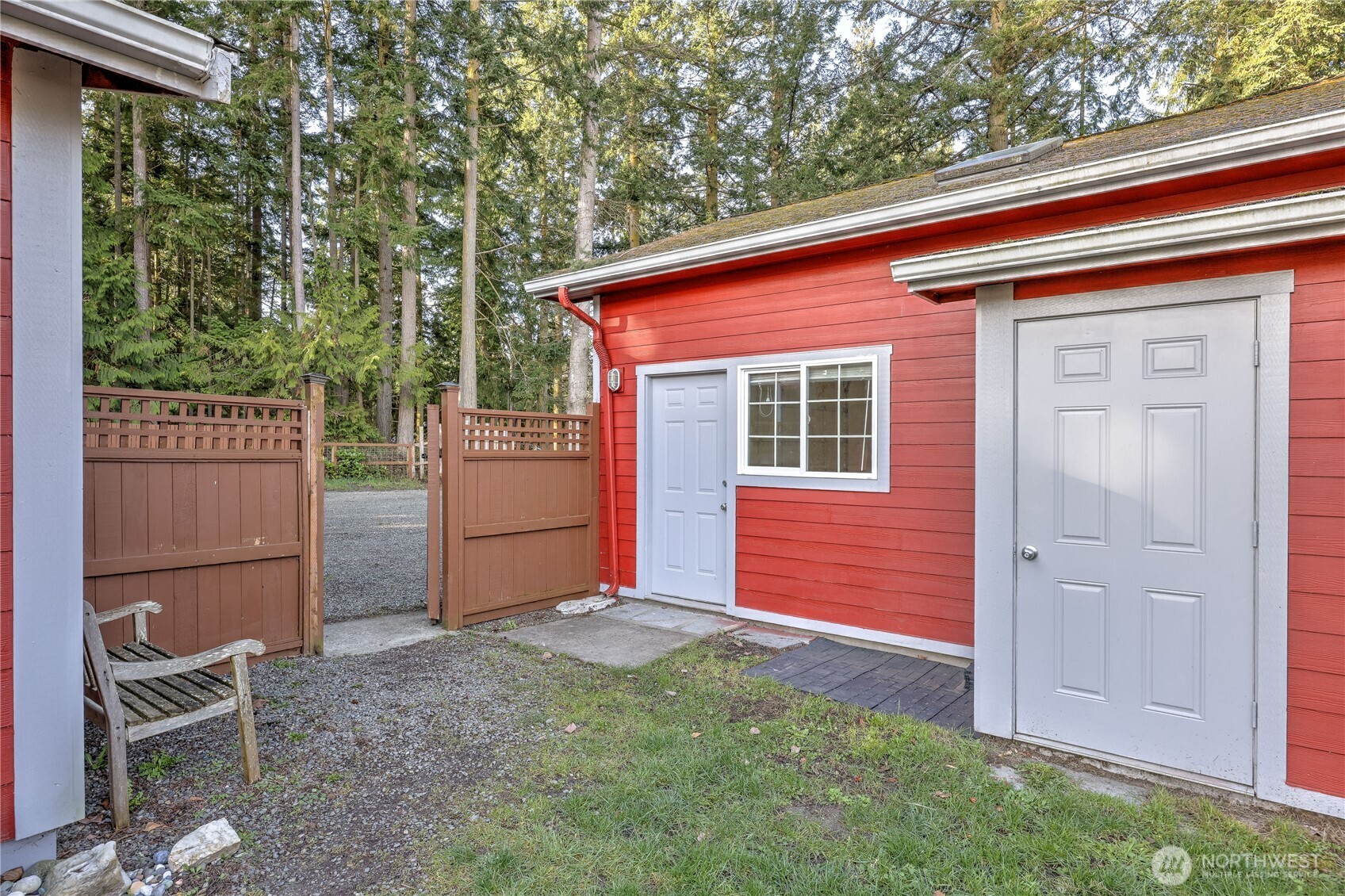 302 S Seventh Avenue , Port Hadlock, WA 98339