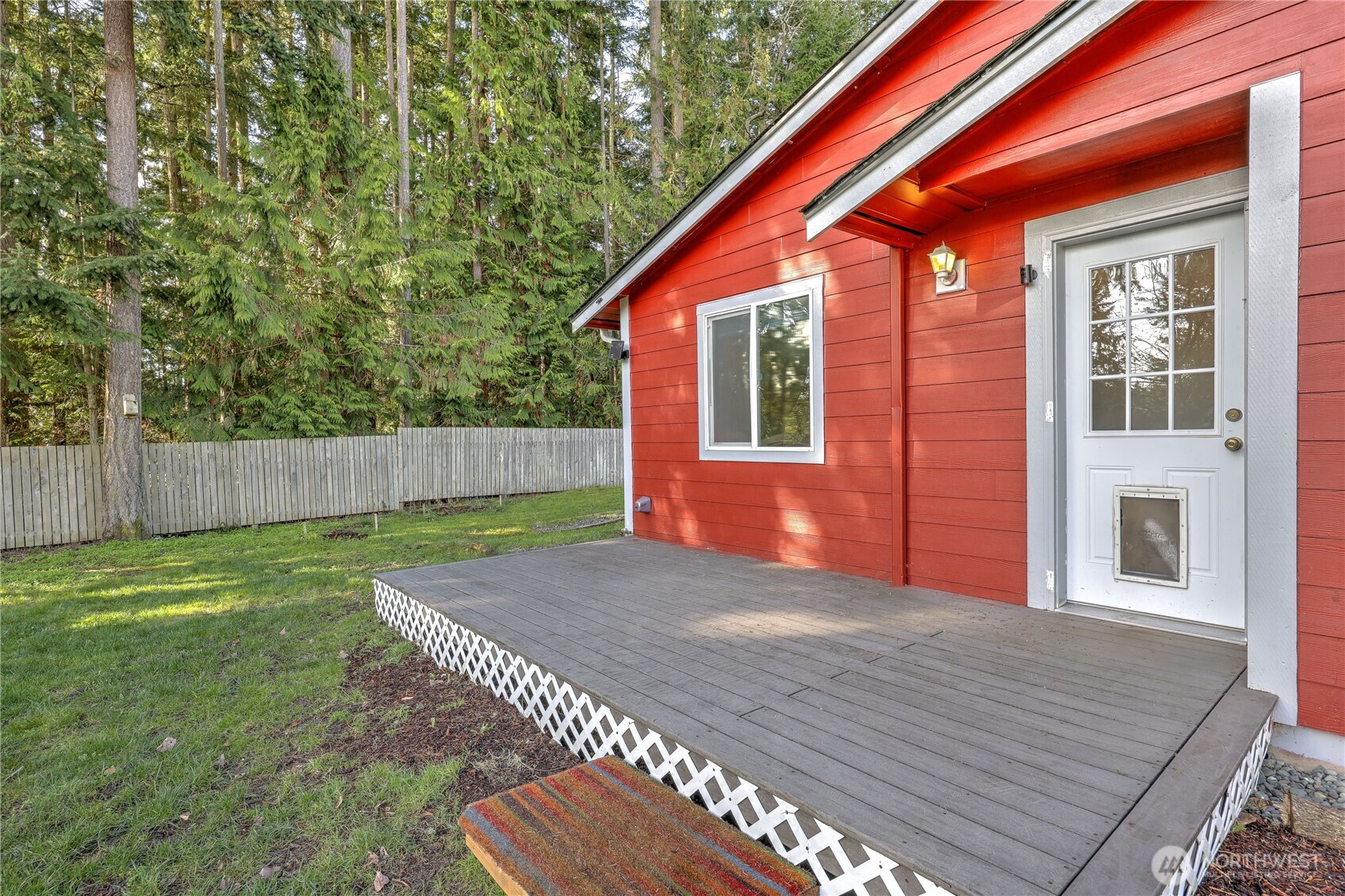 302 S Seventh Avenue , Port Hadlock, WA 98339