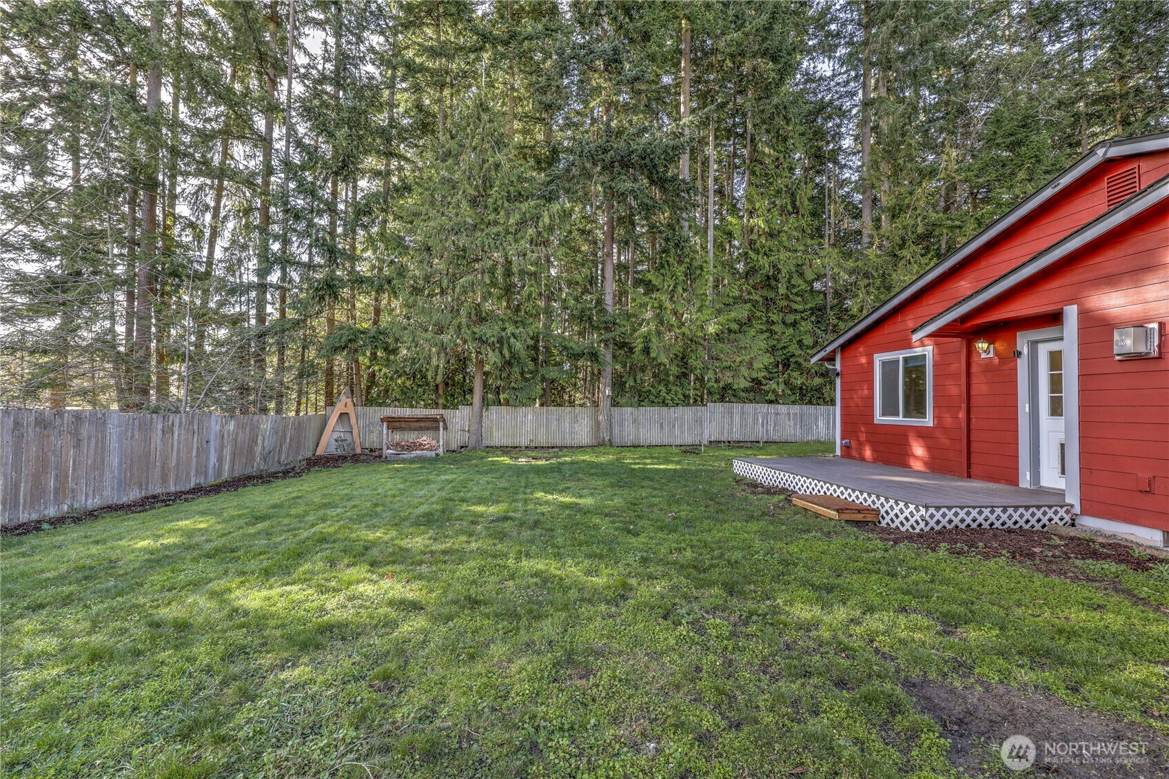 302 S Seventh Avenue , Port Hadlock, WA 98339