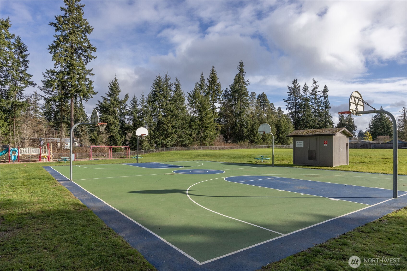 302 S Seventh Avenue , Port Hadlock, WA 98339