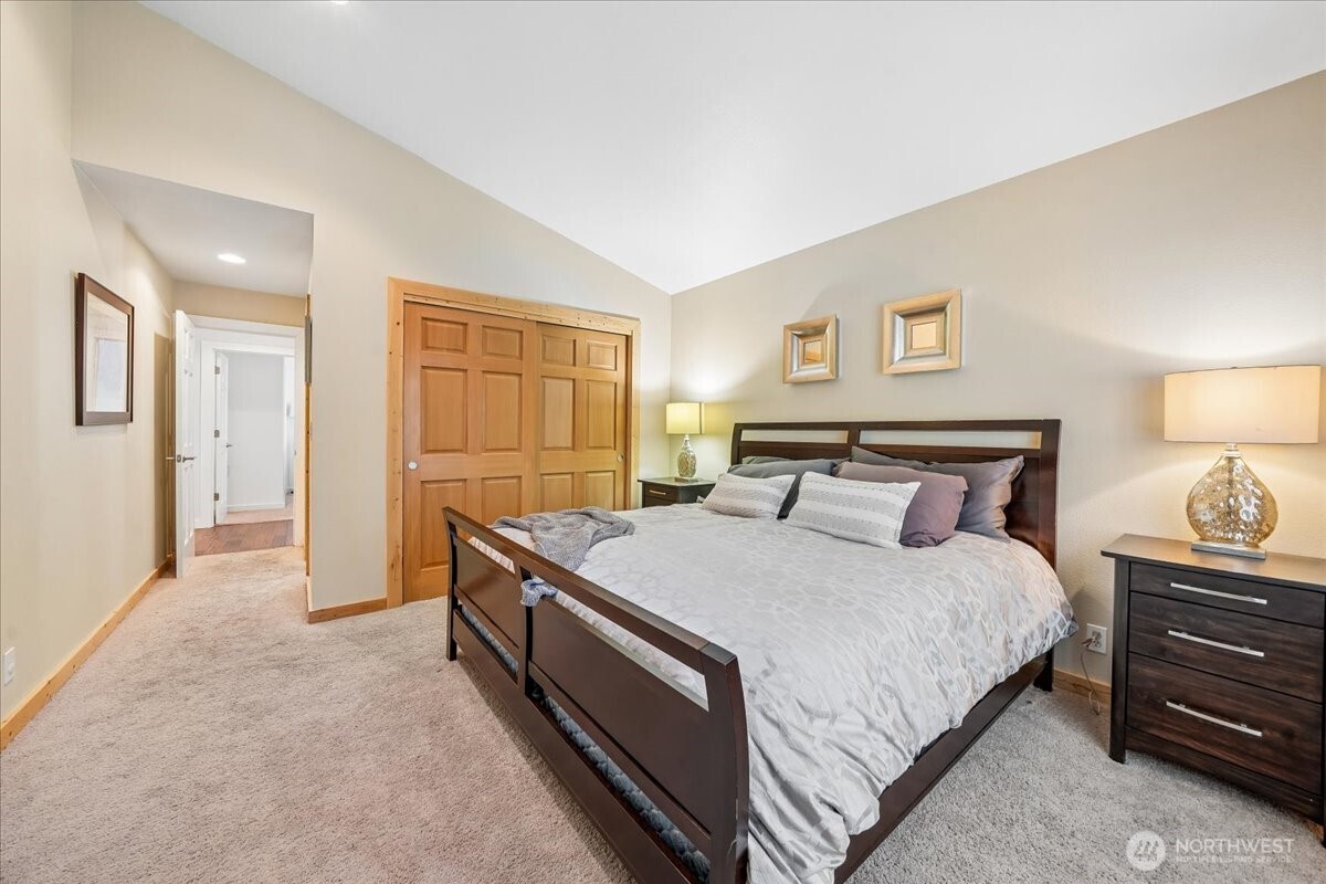 10315 Riviera Drive , Anderson Island, WA 98303