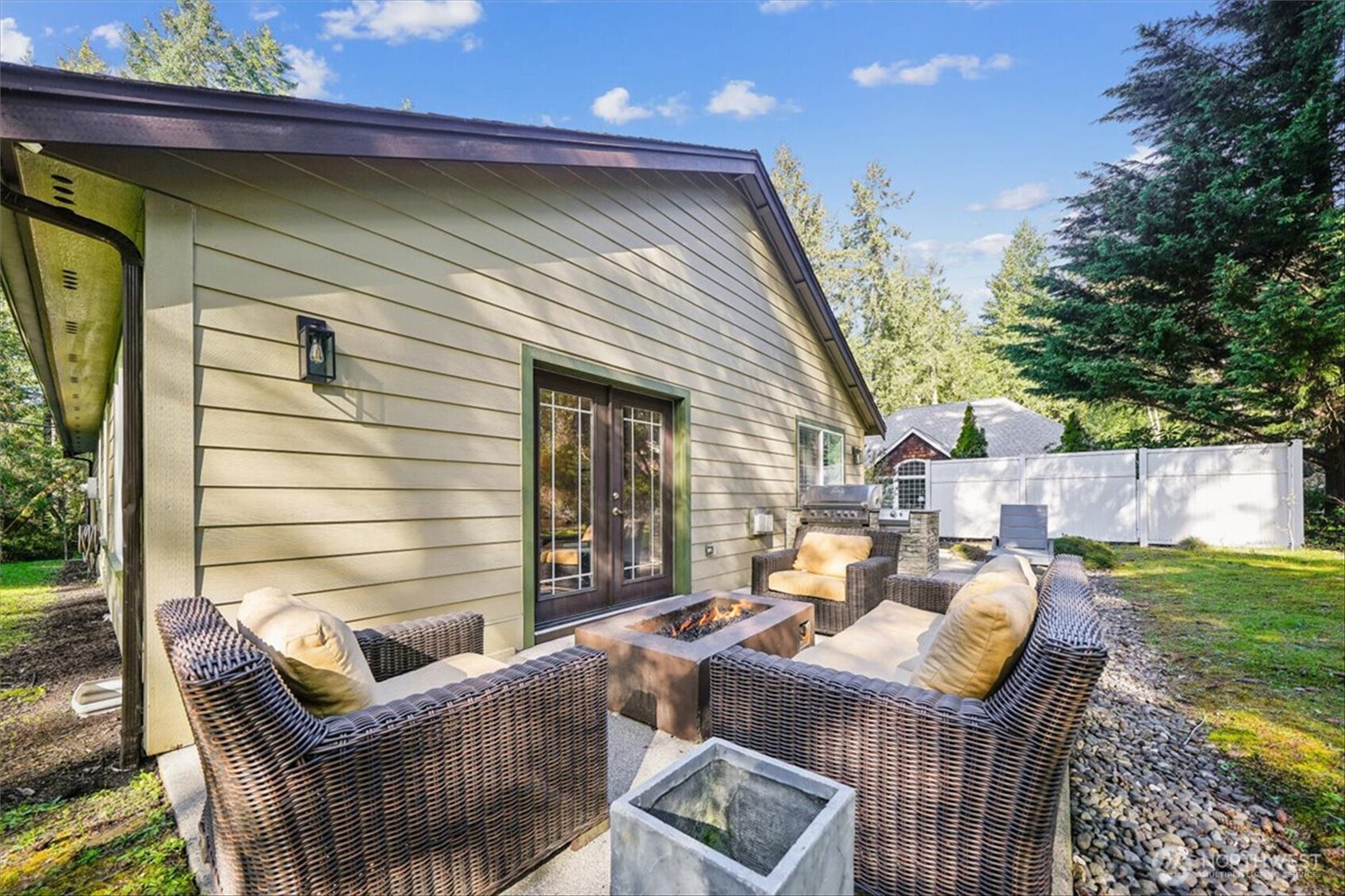 10315 Riviera Drive , Anderson Island, WA 98303