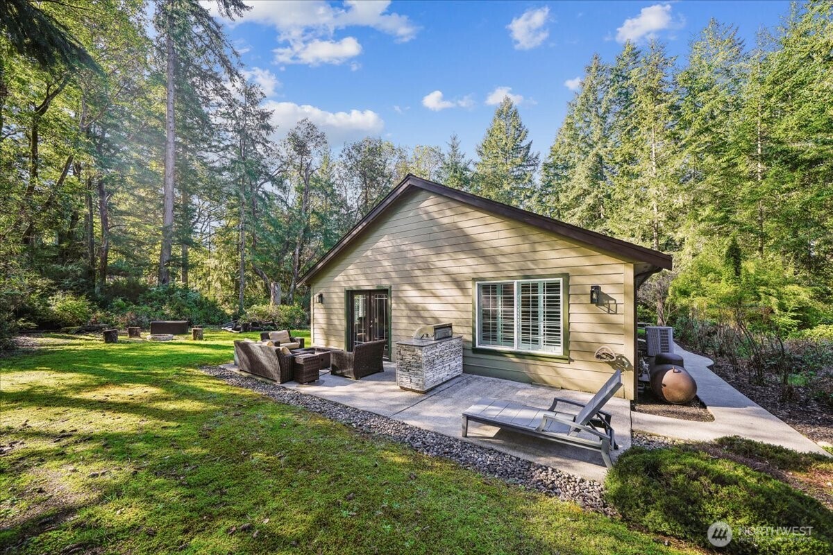 10315 Riviera Drive , Anderson Island, WA 98303