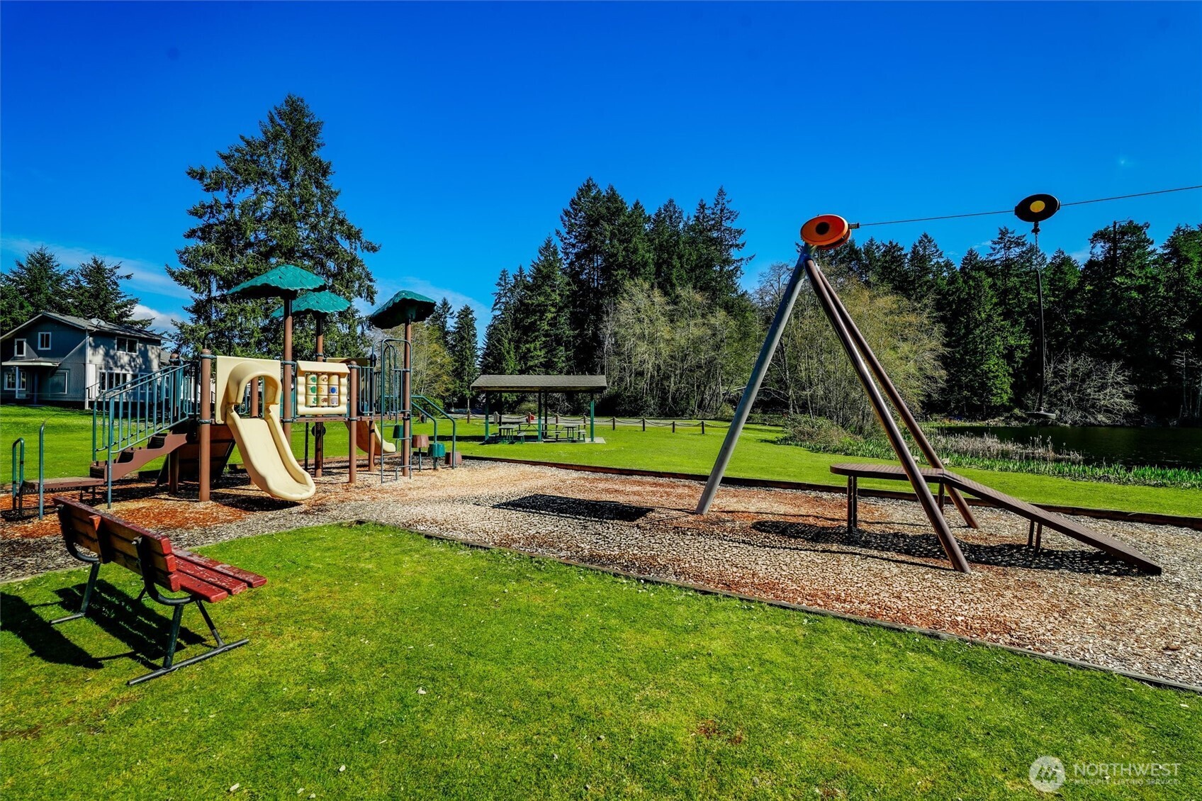 10315 Riviera Drive , Anderson Island, WA 98303