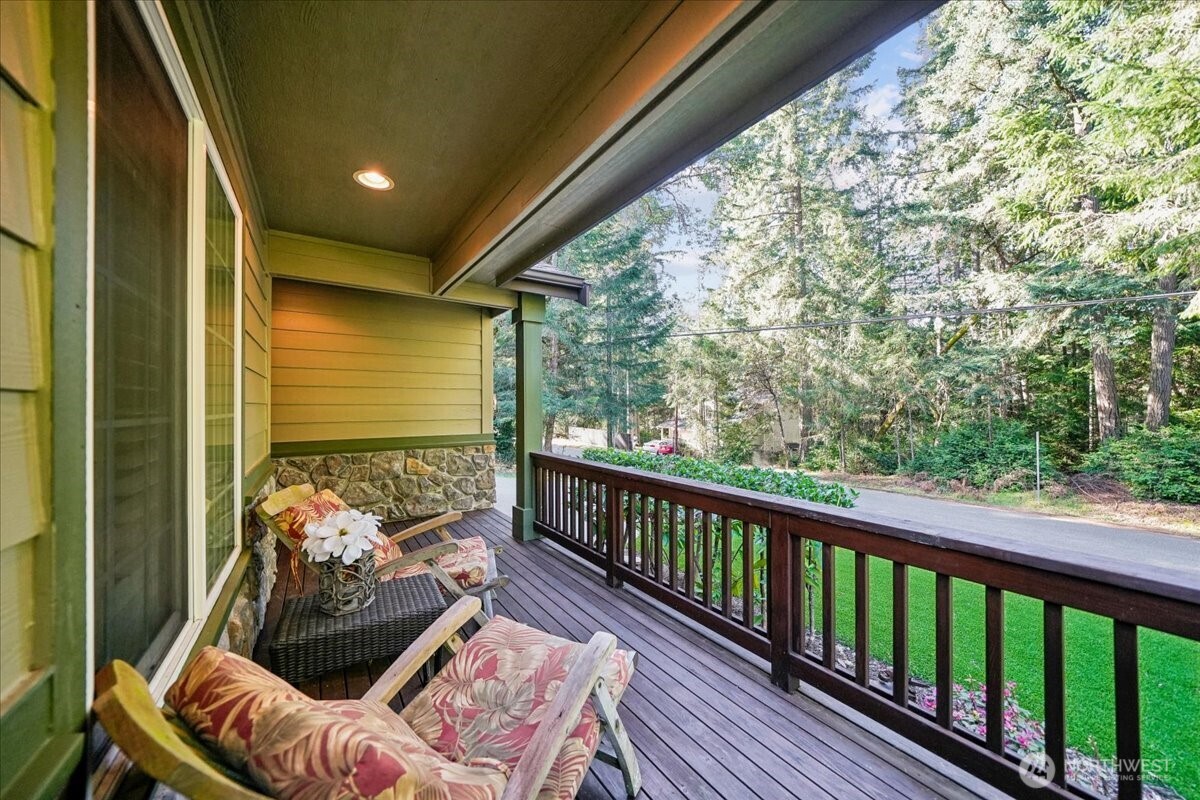 10315 Riviera Drive , Anderson Island, WA 98303