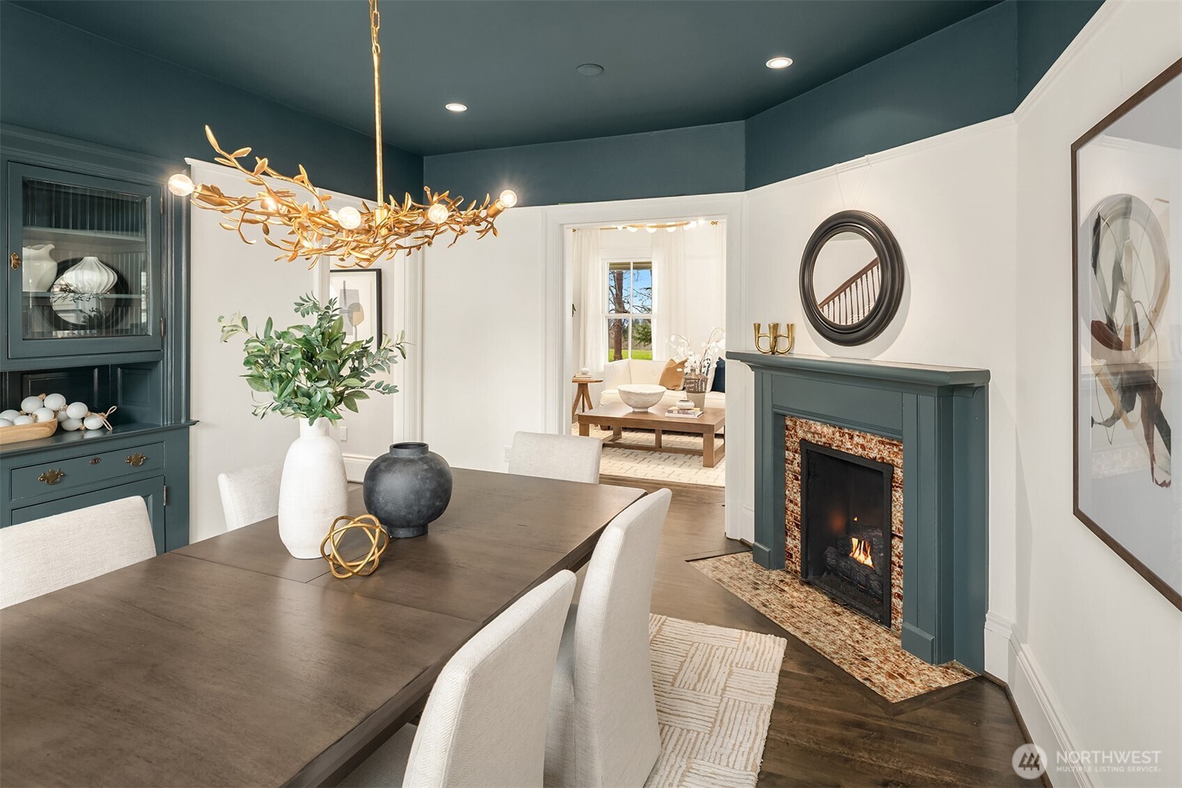 4004 Washington Avenue W, Seattle, WA 98199