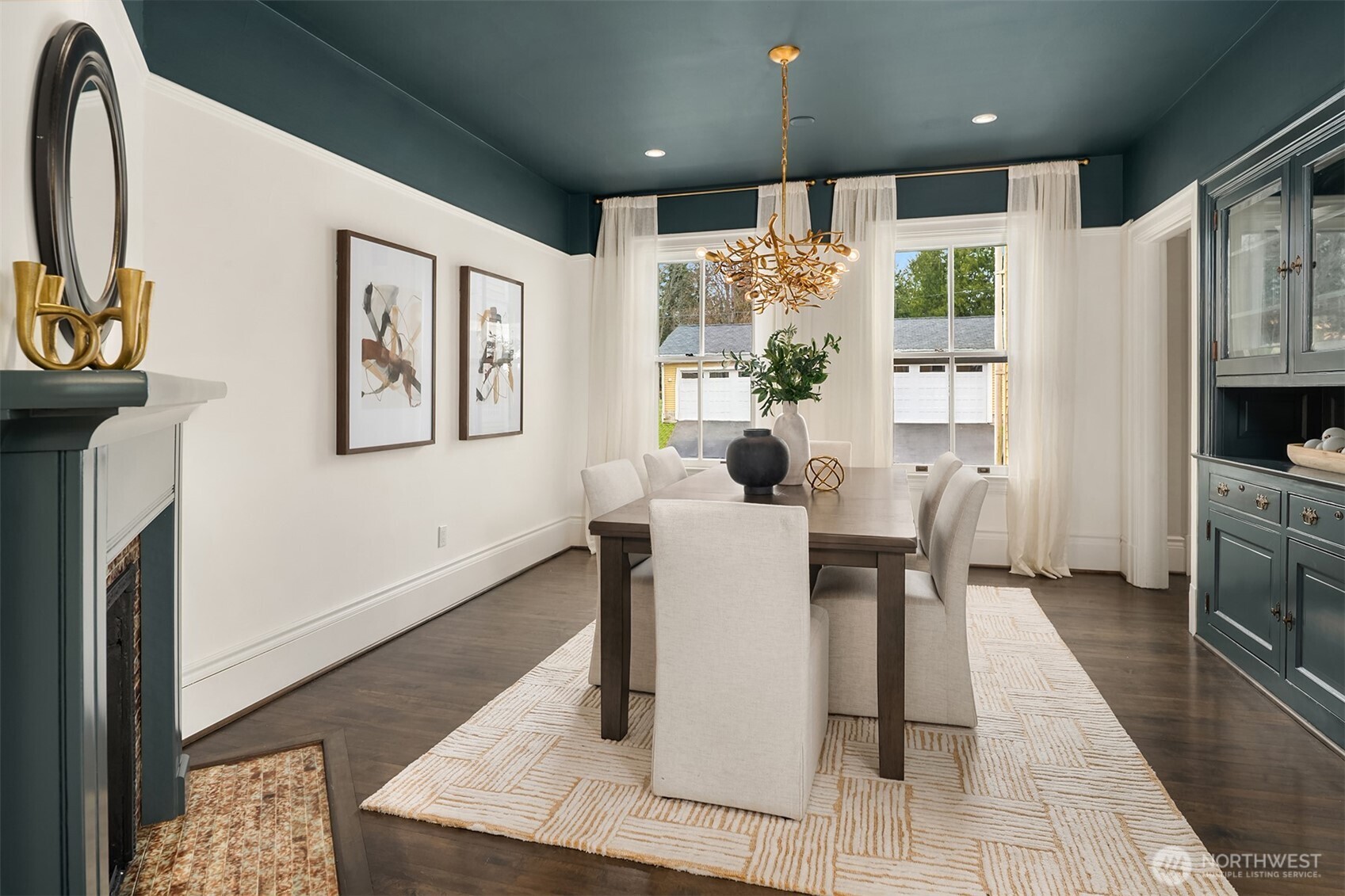 4004 Washington Avenue W, Seattle, WA 98199