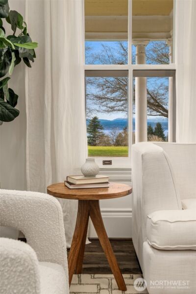 4004 Washington Avenue W, Seattle, WA 98199 - Photo 9